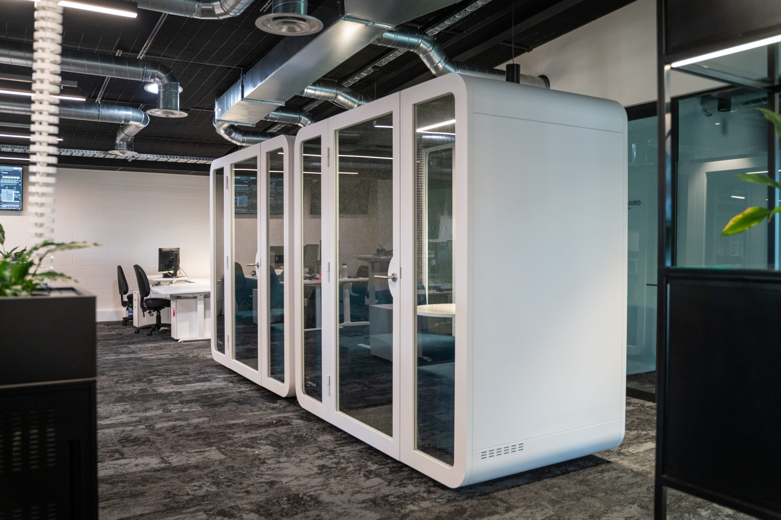 Maximizing Small Office Spaces: The Role of Silent Pods
